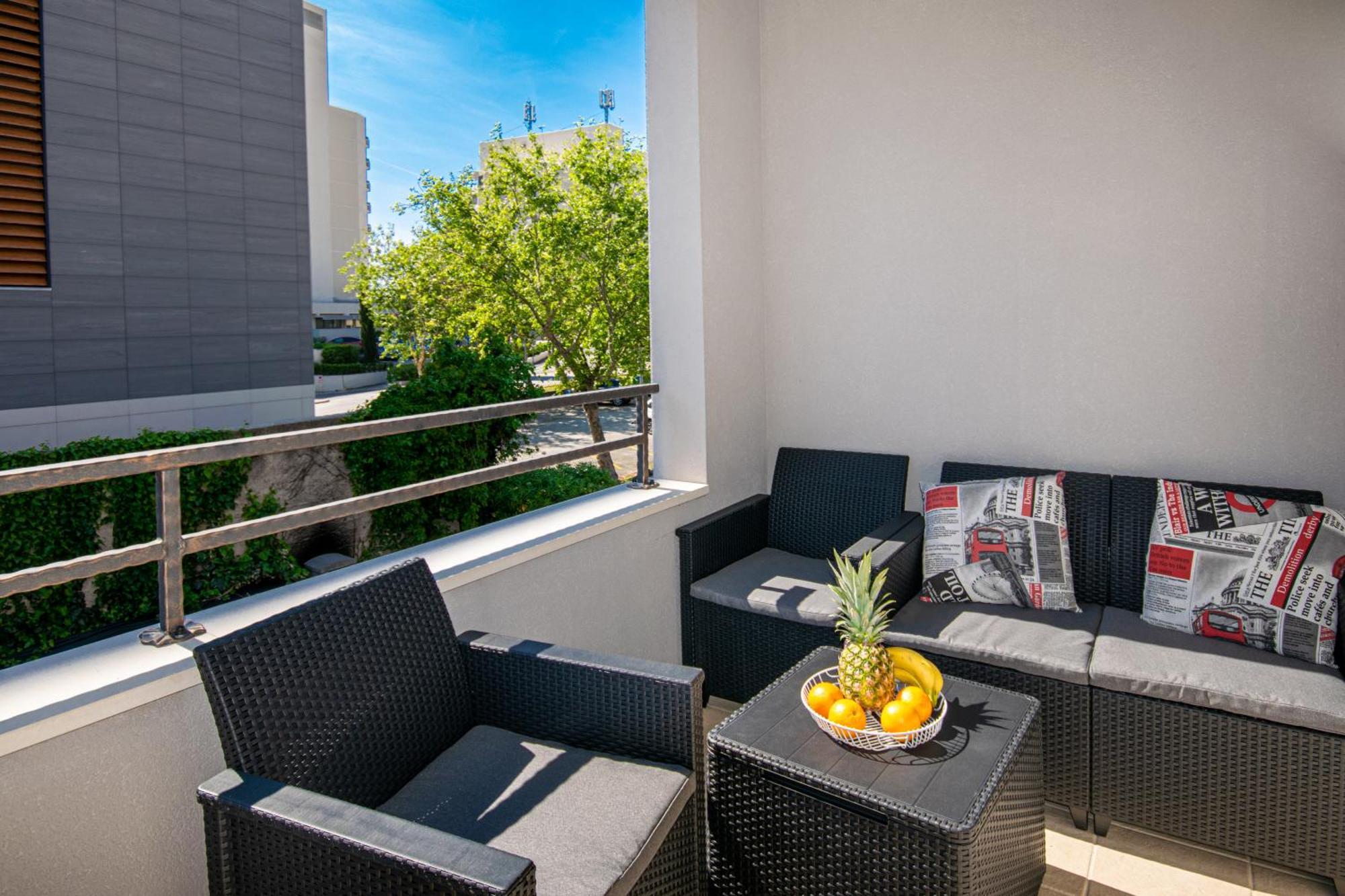 Apartments Filipeti Makarska Buitenkant foto