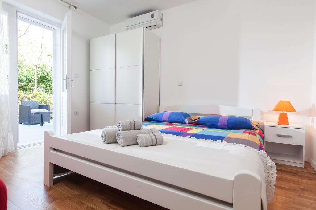 Apartments Filipeti Makarska Buitenkant foto