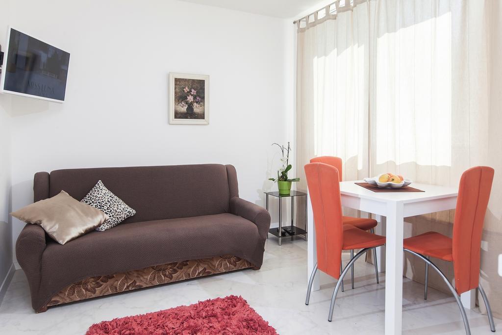 Apartments Filipeti Makarska Buitenkant foto